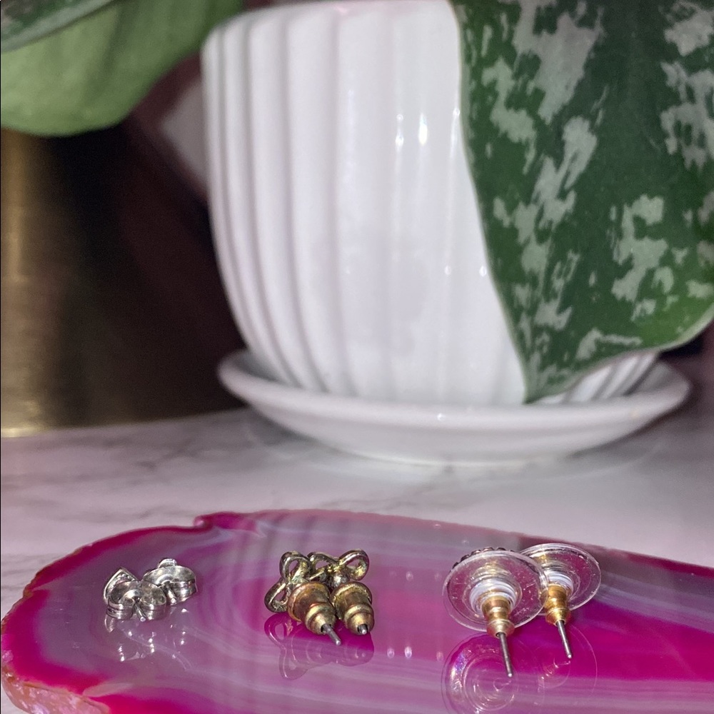 Express earrings (3) - Picture 3 of 3